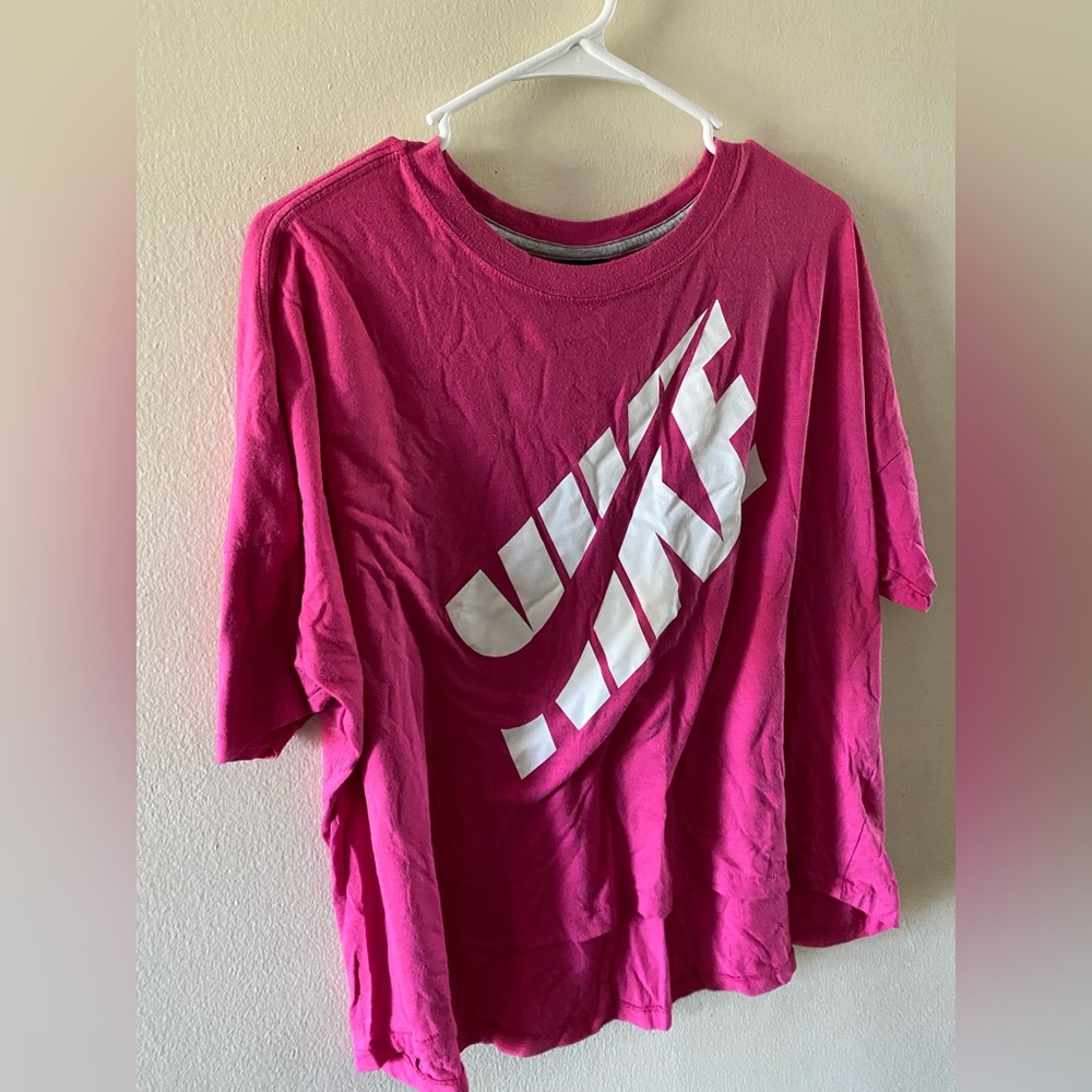Women’s Nike crop top